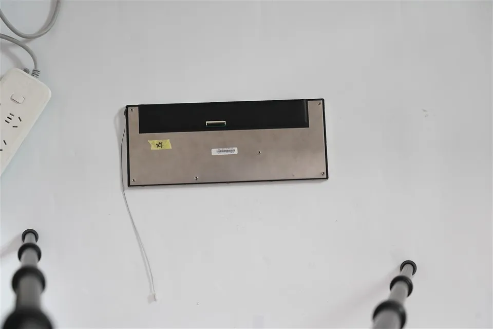 Panel pro zábavu v autě