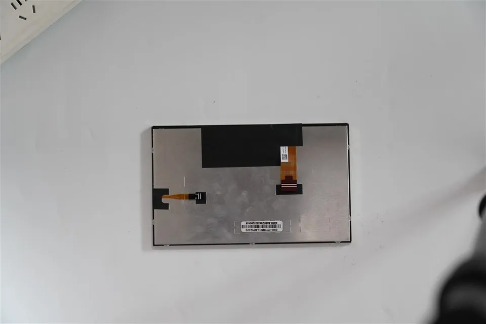 Konstantní černá obrazovka LCD displeje